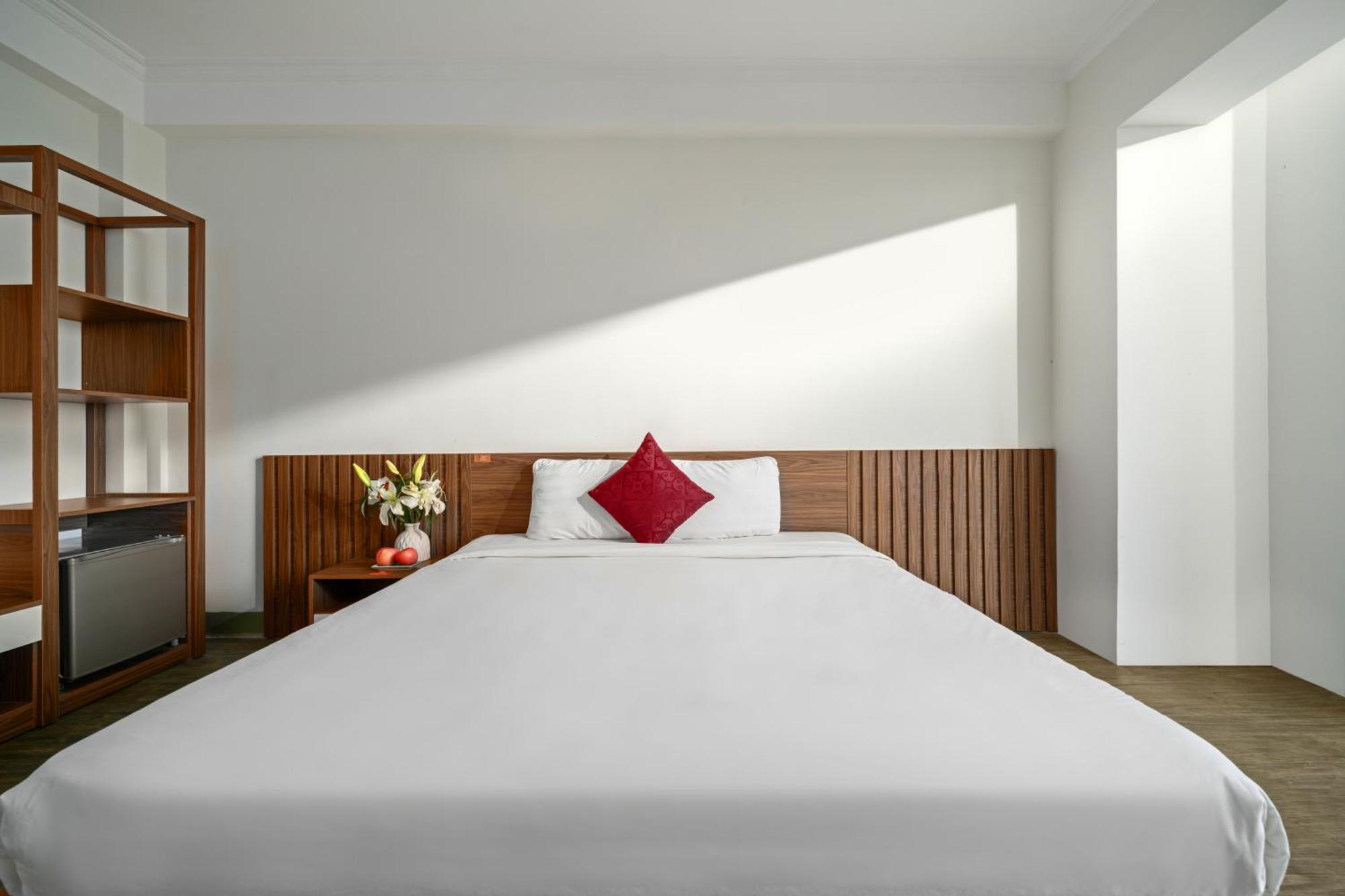 Khach San Nami Nha Trang Hotel Bagian luar foto