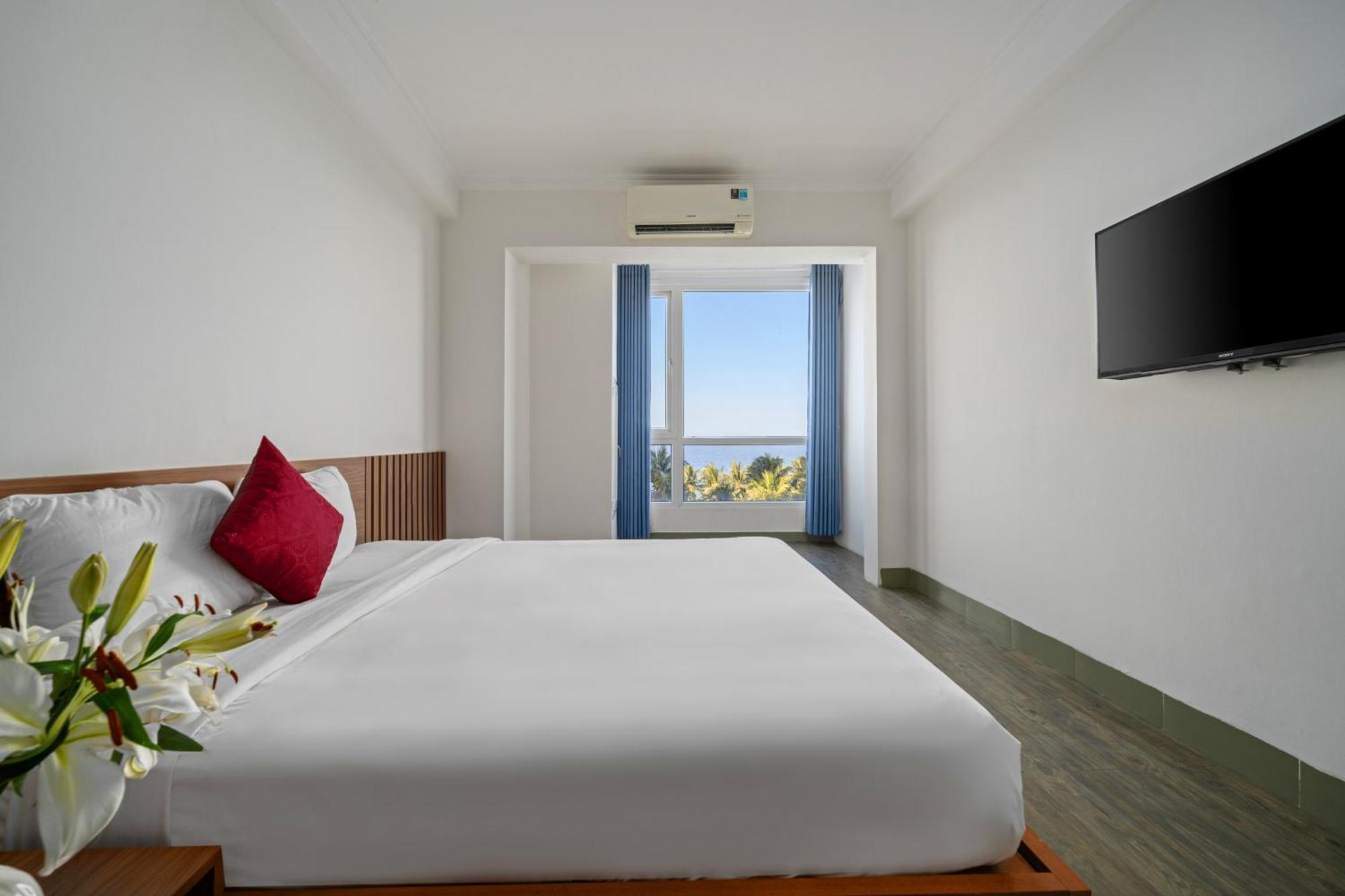 Khach San Nami Nha Trang Hotel Bagian luar foto
