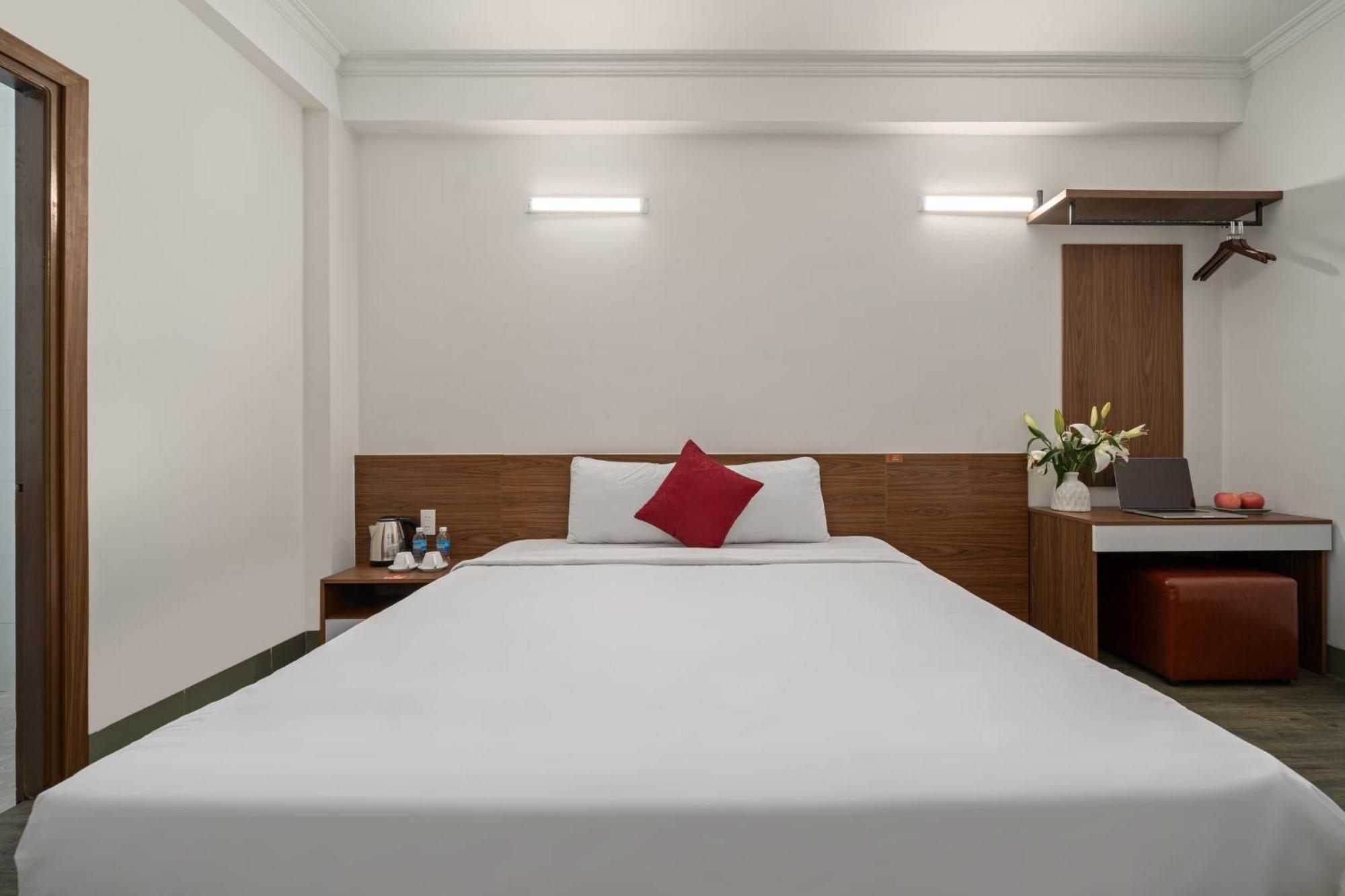 Khach San Nami Nha Trang Hotel Bagian luar foto